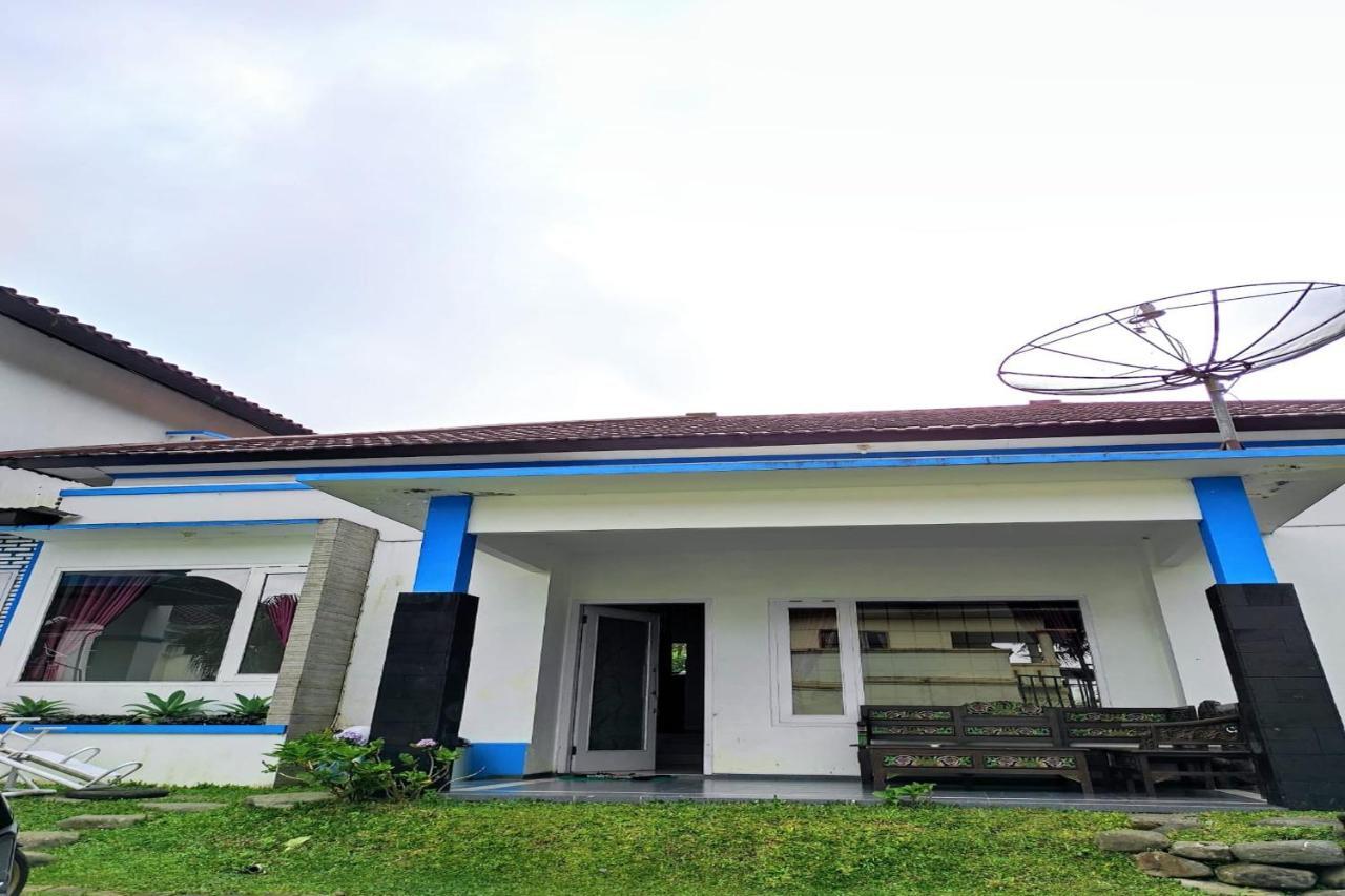 Villa Meteor Garden Tawangmangu Exterior foto